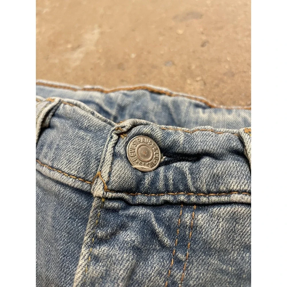 Levis brand levi